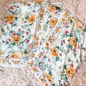 Torrid Floral Poppy Sheer White Kimono